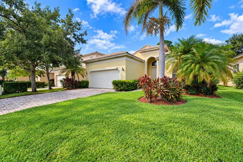 5 bedroom Single Family Residence at 6128 Spring Lake Terrace, Portofino Shores, Fort Pierce — photo 3