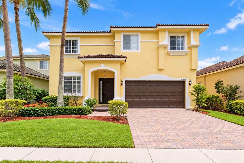 5 bedroom Single Family Residence at 10134 Boca Vista Drive, Boca Vista, Boca Raton — photo 1