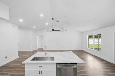 942 SW John Maccormack Terrace, Port St. Lucie FL - photo 17 of 57