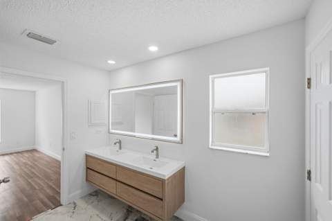 942 SW John Maccormack Terrace, Port St. Lucie FL - photo 24 of 57