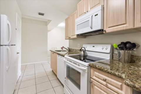 2060 Greenview Shores Boulevard #308, Wellington FL - photo 13 of 24