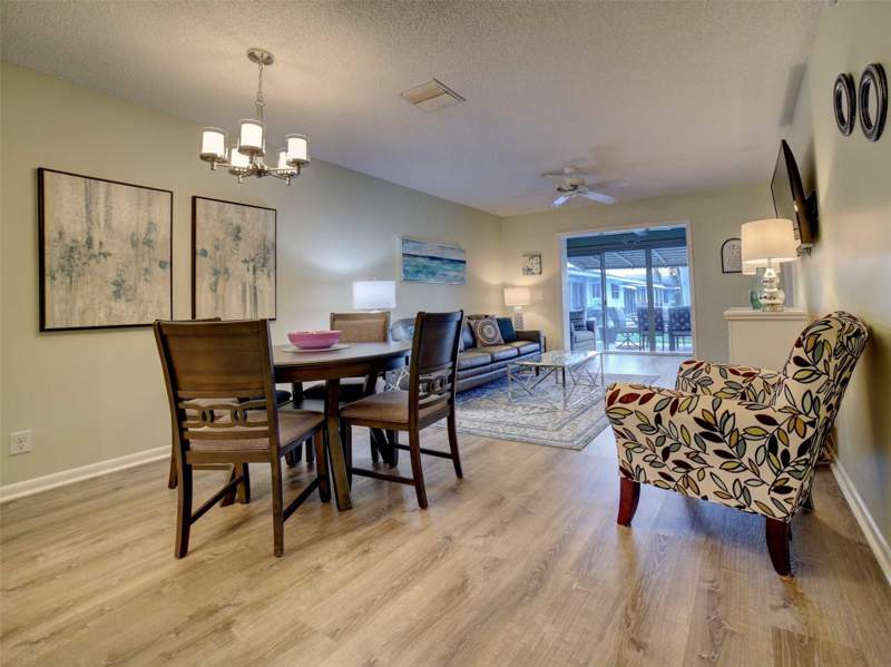 2 bedroom Condominium at 400 SW Golfview Terrace #111, Leisureville Golf View Condo, Boynton Beach — photo 4