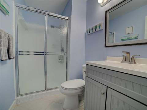 400 SW Golfview Terrace #111, Boynton Beach FL - photo 8 of 30