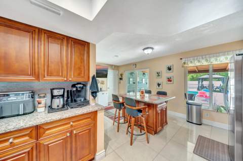 6224 SW 7th Street, Margate FL - photo 11 of 74