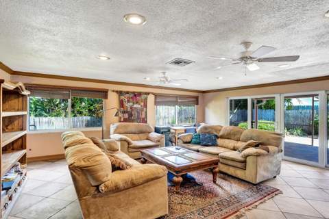 645 Ibis Drive, Delray Beach FL - photo 13 of 38