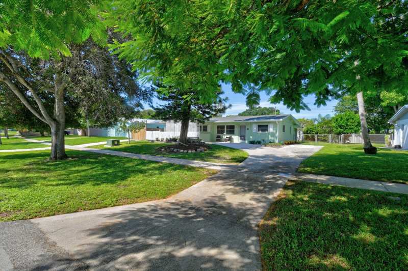 3 bedroom Single Family Residence at 12229 Colony Avenue, Palm Beach Cabana Colony 2, Palm Beach Gardens — photo 1