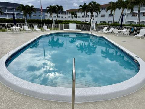 110 Shore Court #106, North Palm Beach FL - photo 19 of 33