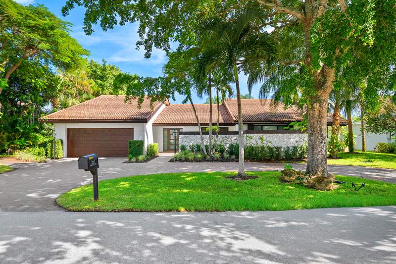 3 bedroom Single Family Residence at 3527 Pine Lake Court, Seagate Golf Club, Delray Beach — photo 2