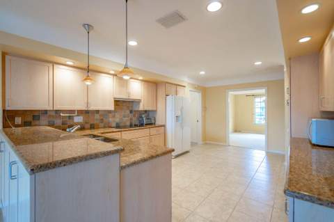 4471 NE 25th Avenue, Lighthouse Point FL - photo 19 of 40