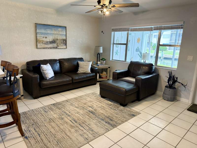 1 bedroom Condominium at 110 Shore Court #106, Shore Club Apts B & C Condo, North Palm Beach — photo 3