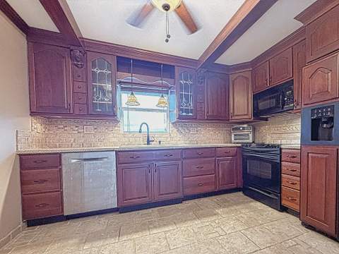 401 Lake Shore Drive #802, Lake Park FL - photo 10 of 40