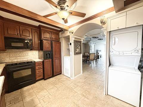 401 Lake Shore Drive #802, Lake Park FL - photo 13 of 40