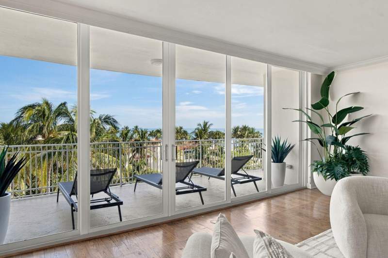3 bedroom Condominium at 100 Royal Palm Way #G5, 1 Royal Palm Way Condo, Palm Beach — photo 2