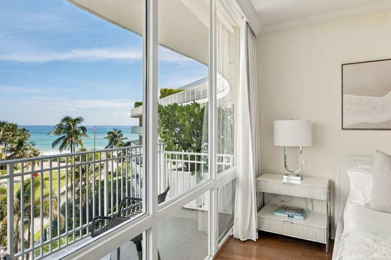 3 bedroom Condominium at 100 Royal Palm Way #G5, 1 Royal Palm Way Condo, Palm Beach — photo 1