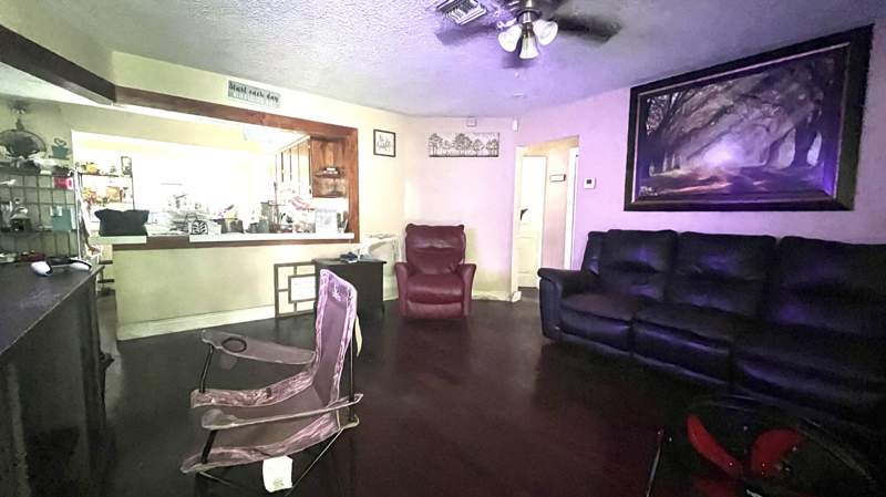 3 bedroom Single Family Residence at 3999 NW 36th Street, Lauderdale Lakes North Gate, Lauderdale Lakes — photo 5