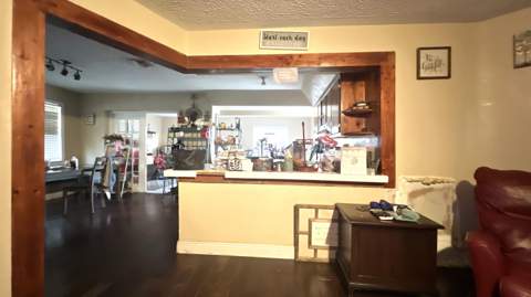 3999 NW 36th Street, Lauderdale Lakes FL - photo 6 of 25