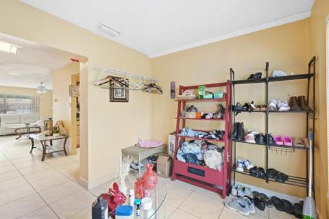 901 NW 48th Place, Pompano Beach FL - photo 23 of 36