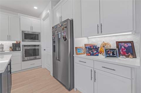 4566 Silverwood Lane, Oakland Park FL - photo 11 of 55