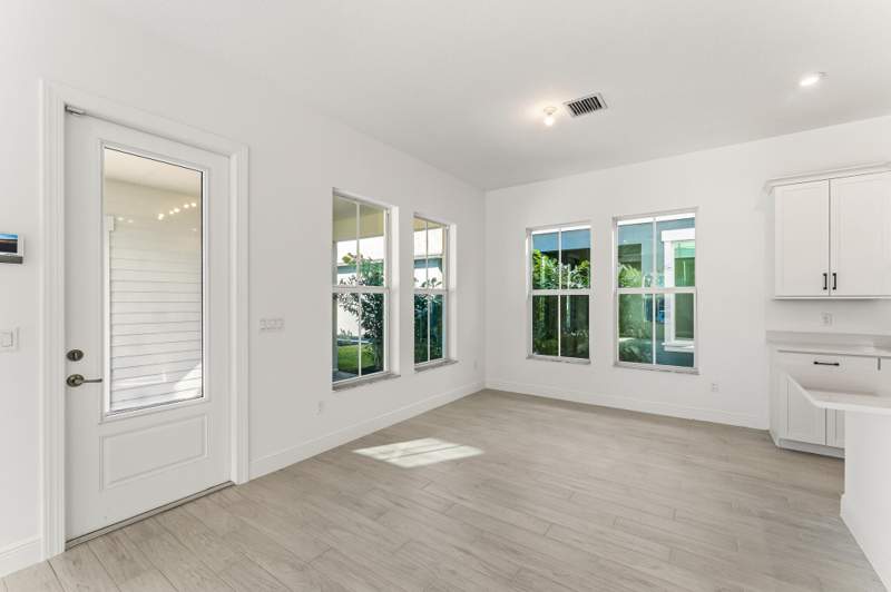 4 bedroom Single Family Residence at 10630 SW Pioneer Parkway, Newfield Crossroads Phase 1A-3, Palm City — photo 2