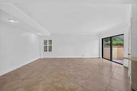 42 Uno Lago Drive, Juno Beach FL - photo 12 of 62