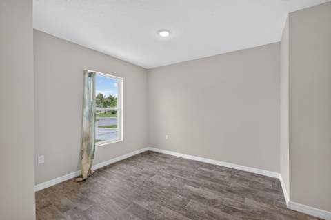 3918 SW Brunswick Street, Port St. Lucie FL - photo 6 of 34