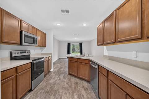 3918 SW Brunswick Street, Port St. Lucie FL - photo 15 of 34