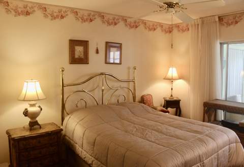 2440 Lake Osborne Drive, Lake Worth Beach FL - photo 19 of 34