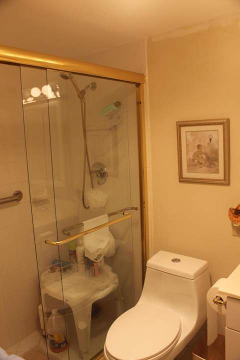 2440 Lake Osborne Drive, Lake Worth Beach FL - photo 20 of 34