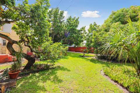525 51st Street, West Palm Beach FL - photo 10 of 41