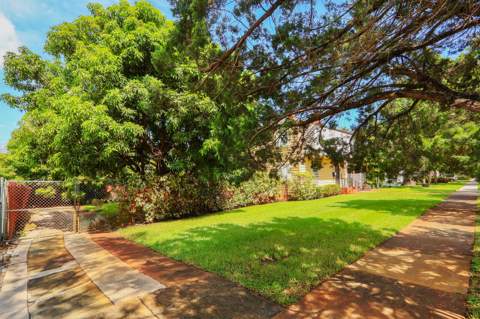 525 51st Street, West Palm Beach FL - photo 8 of 41