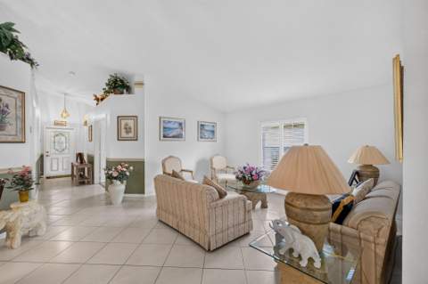 827 NW Greenwich Court, Port St. Lucie FL - photo 6 of 53