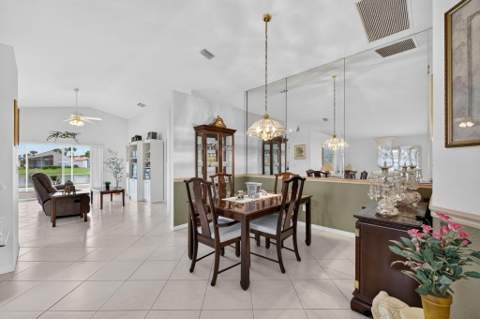 827 NW Greenwich Court, Port St. Lucie FL - photo 8 of 53