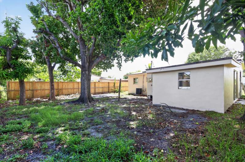 4 bedroom Single Family Residence at 2740 NW 2nd Street, Rolling Green Ridge 1st Add, Boynton Beach — photo 5
