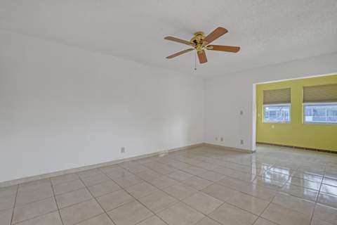 122 Stratford I, West Palm Beach FL - photo 7 of 30