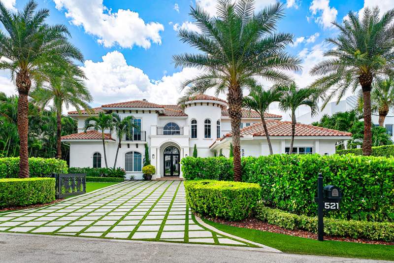 6 bedroom Single Family Residence at 521 NE Spanish Trail, Boca Raton Riviera Unit D, Boca Raton — photo 2