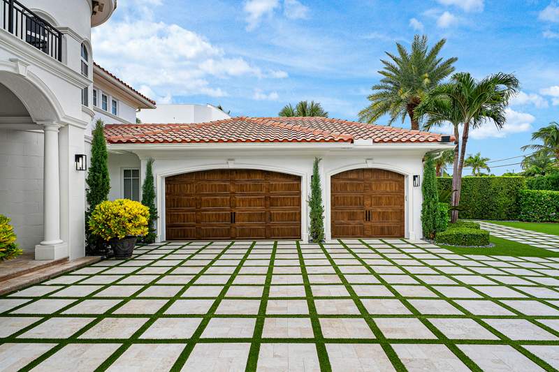 6 bedroom Single Family Residence at 521 NE Spanish Trail, Boca Raton Riviera Unit D, Boca Raton — photo 5