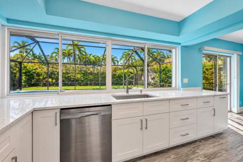 2050 NE 59th Place, Fort Lauderdale FL - photo 7 of 33