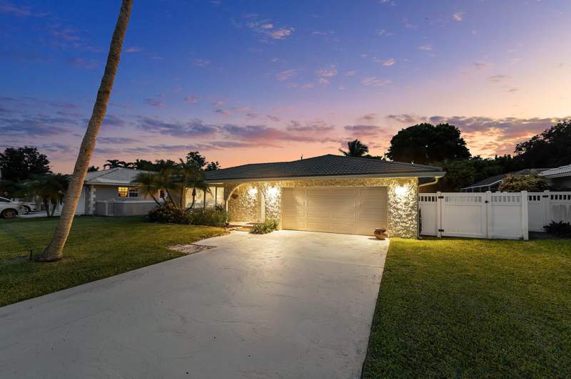 3 bedroom Single Family Residence at 4520 NW 5th Avenue, Boca Raton Hills, Boca Raton — photo 4