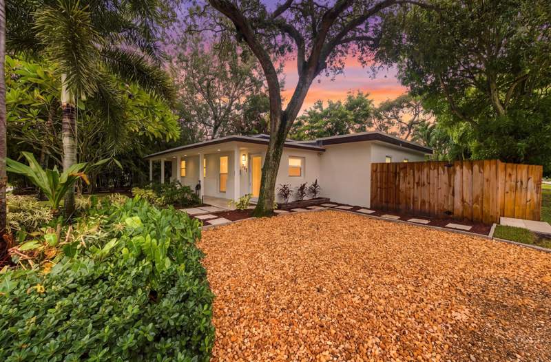 3 bedroom Single Family Residence at 722 SW 16th Court, Croissant Park, Fort Lauderdale — photo 4
