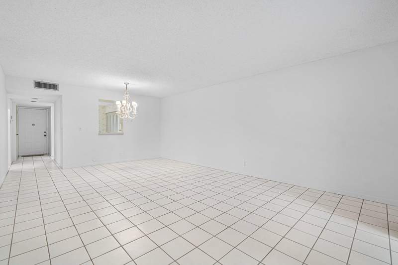 2 bedroom Condominium at 7286 Huntington Lane #108, Huntington Lakes Sec Three Condos, Delray Beach — photo 5