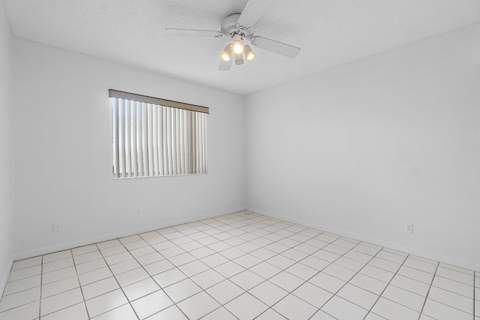 7286 Huntington Lane #108, Delray Beach FL - photo 19 of 55