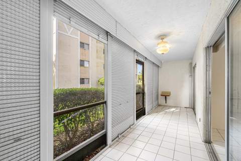 7286 Huntington Lane #108, Delray Beach FL - photo 22 of 55