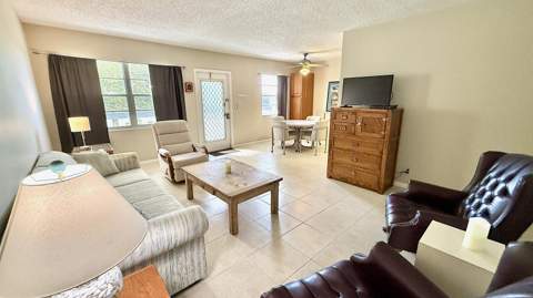 4075 Newport Q Drive, Deerfield Beach FL - photo 7 of 64
