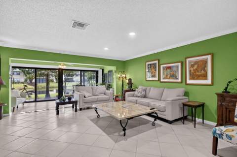 43 W Stratford Lane #B, Boynton Beach FL - photo 9 of 54