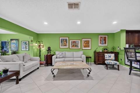 43 W Stratford Lane #B, Boynton Beach FL - photo 7 of 54