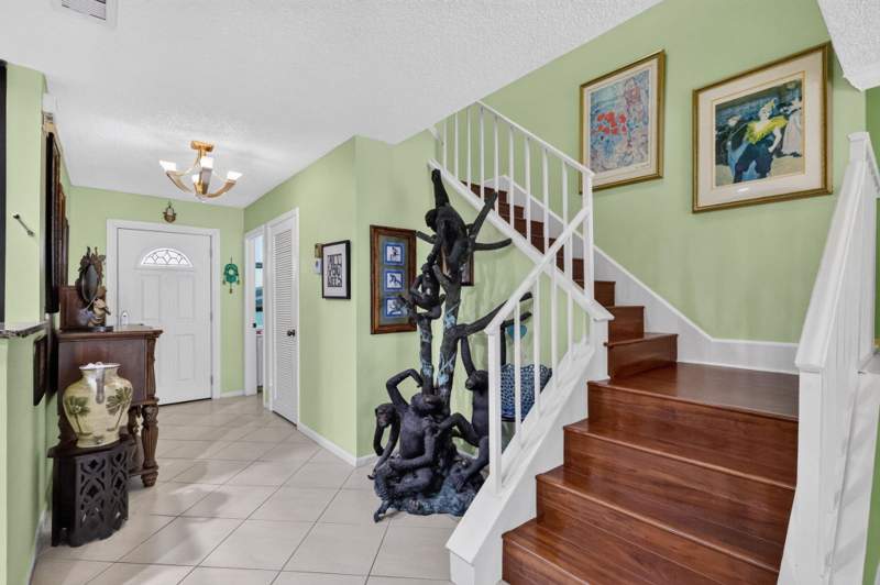2 bedroom Townhouse at 43 W Stratford Lane #B, Stratford At Hunters Run Condo, Boynton Beach — photo 2