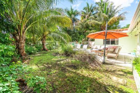 218 NE 2nd Place, Dania Beach FL - photo 14 of 26
