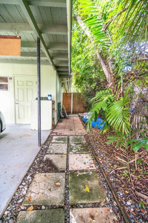218 NE 2nd Place, Dania Beach FL - photo 16 of 26