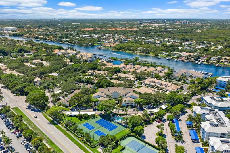 3 bedroom Condominium at 326 Oak Harbour Drive #326, Oak Harbour Condos, Juno Beach — photo 2