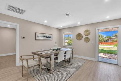 902 Garnett Street, Lantana FL - photo 10 of 43
